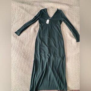 Lexi Rib V-Neck Maxi Dress. Green Gables.